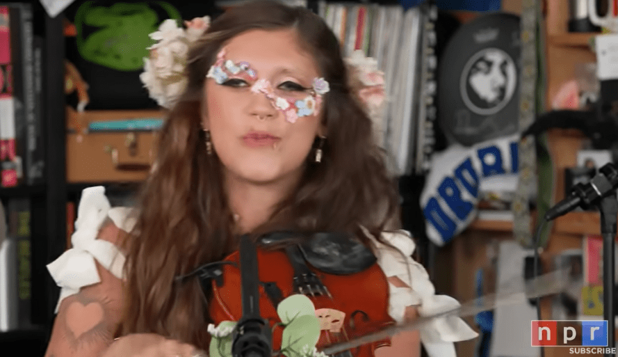 Sierra Ferrell Tiny Desk – I Can Drive You Crazy